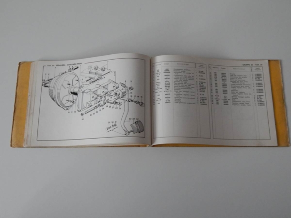 Ferrari 330 GTC Parts Manual