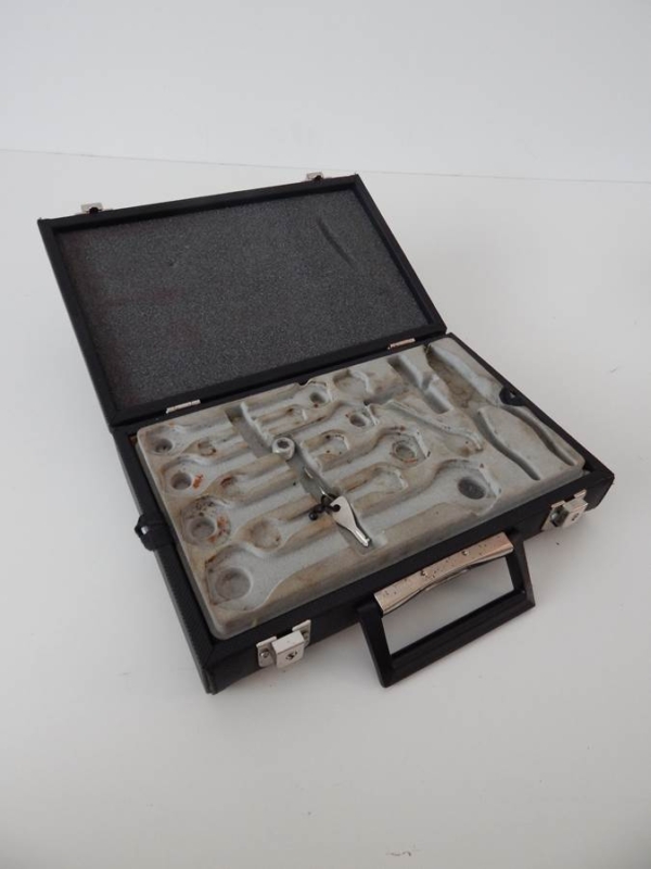 Ferrari 365 400 512 Briefcase Tool Kit Case