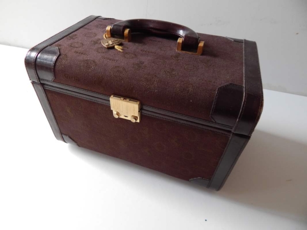 Ferrari 1970s Cavallino Luggage Vanity Case