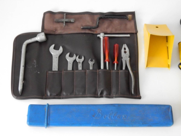 Complete Ferrari 246 Dino Tool & Jack Kit