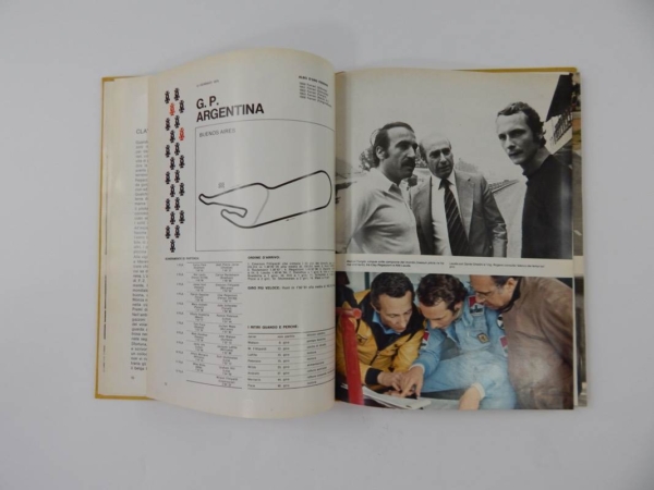 Ferrari 1975 Yearbook Annuario