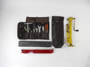 Ferrari 246 Dino Complete Tool & Jack Kit
