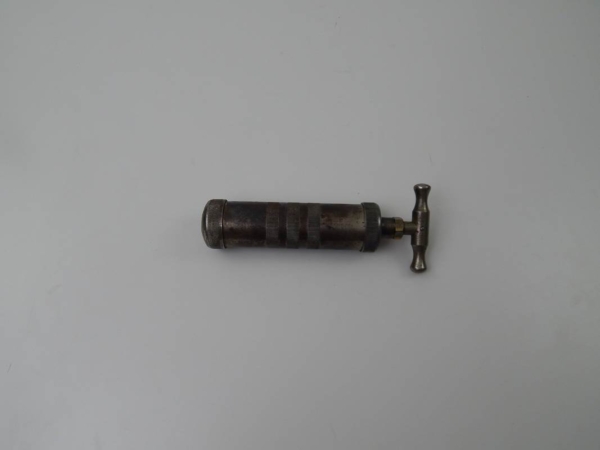 Ferrari 250 Inside Plug Grease Gun