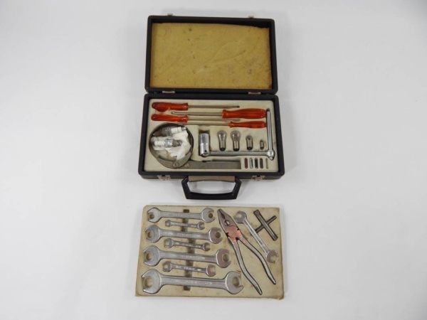 Ferrari 365 400 512 Daytona Complete Briefcase Attaché Tool Kit