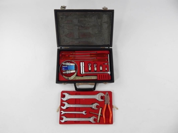 Ferrari 365 400 512 Daytona Complete Briefcase Attaché Tool Kit
