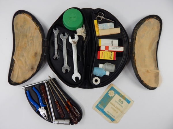 Ferrari 365 400 Briefcase Round Case Complete Tool Kit