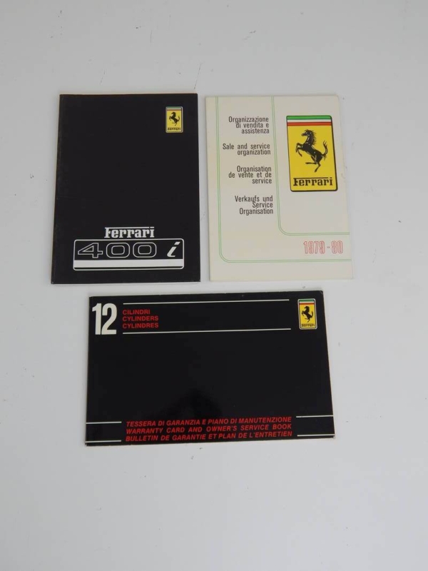 Ferrari 400 Complete Pouch & Manual Set