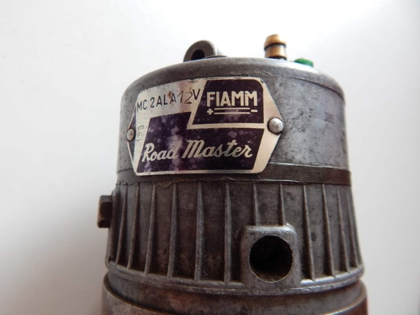 Ferrari 250 275 Fiamm Roadmaster 1960s Horn Set