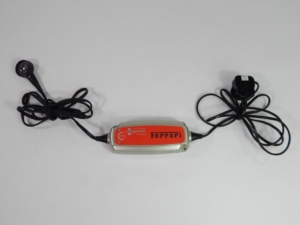 Ferrari Battery Trickle Charger Conditioner