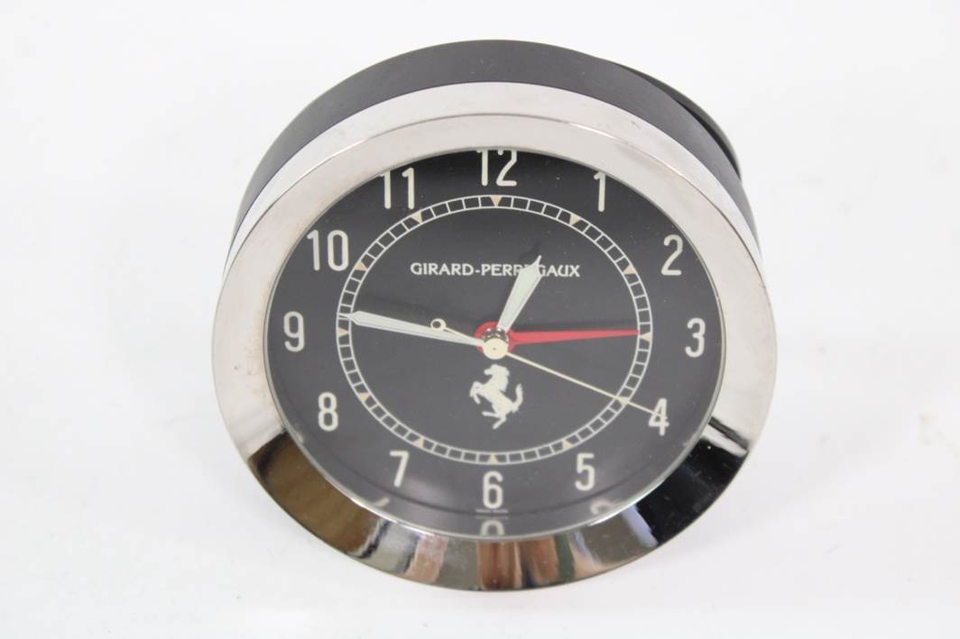 Girard-Perregaux for Ferrari 置時計 Ferrari Girard Perregaux Quartz Desk Clock Swiss Made 250 308 246