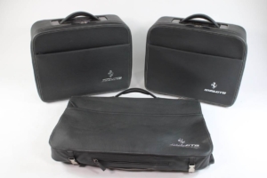 2007-2012 Ferrari 599 Black Leather Carbon Fibre Detail Suitcase Luggage Set