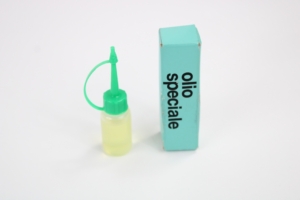 1964-68 Ferrari 275 Fiamm Roadmaster Olio Speciale Oil Bottle Tool Kit