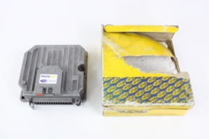 1985-89 Ferrari 328 Magneti Marelli Microplex ECU Ignition Module MED 806A 127422