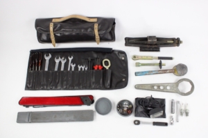 1984-87 Ferrari 288 GTO Complete Tool & Jack Kit Set