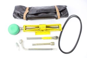 1975-83 Ferrari 308 365 512 Complete Jack Kit