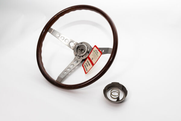 1963-75 Maserati Mistral Ghibli Indy FIV Steering Wheel 38cm