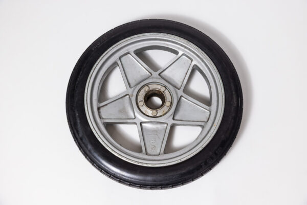 1973-84 Ferrari 365 GT4 BB 512 BB BBi Space Saver Spare Wheel 3 1/4B x 19