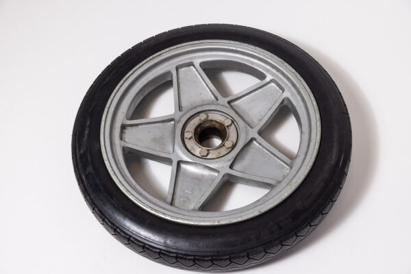 1973-84 Ferrari 365 GT4 BB 512 BB BBi Space Saver Spare Wheel 3 1/4B x 19