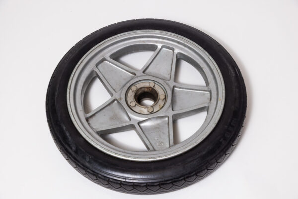 1973-84 Ferrari 365 GT4 BB 512 BB BBi Space Saver Spare Wheel 3 1/4B x 19