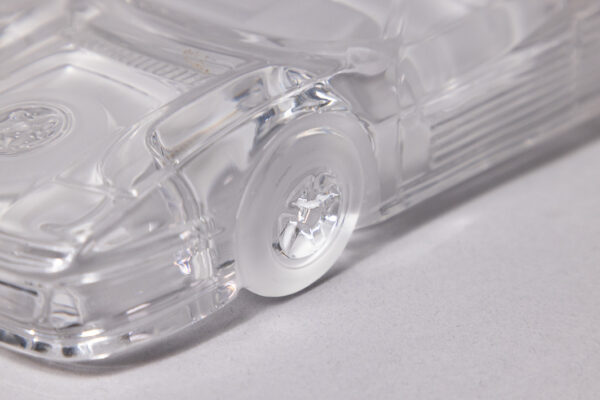 1984-94 Ferrari Testarossa Crystal Model by Arnolfo di Cambio 1:18