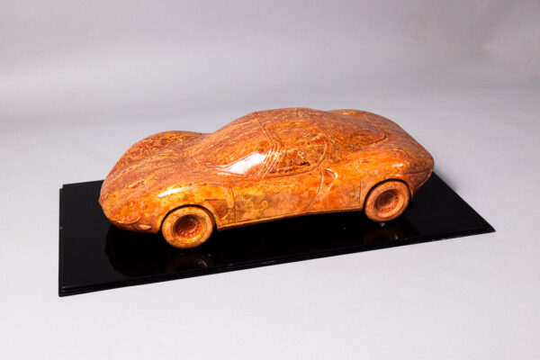 1967 Alfa Romeo Tipo 33 Stradale Scale 1:10 Marble Scale Model