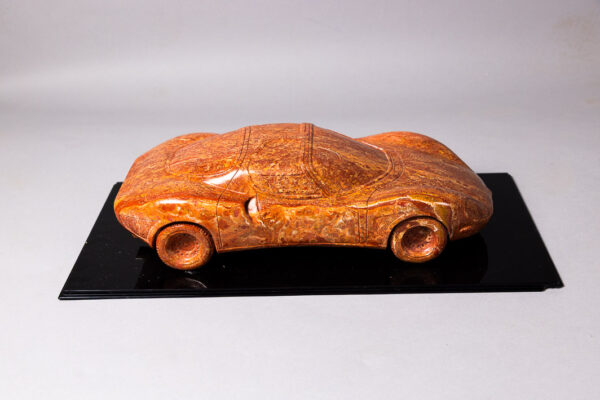 1967 Alfa Romeo Tipo 33 Stradale Scale 1:10 Marble Scale Model