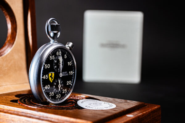 2000 Girard Perregaux pour Ferrari Sport Timer Clock Watch Stopwatch