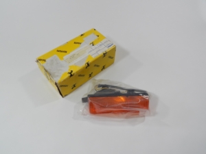 Ferrari 308 328 Front RH Indicator Assembly Lense USA 60121001